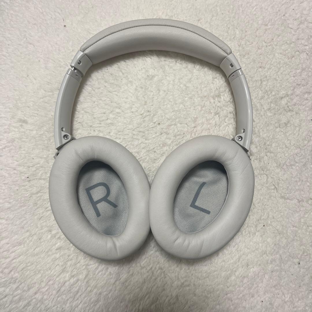 Bose ワイヤレスヘッドホン ホワイト値下げ中