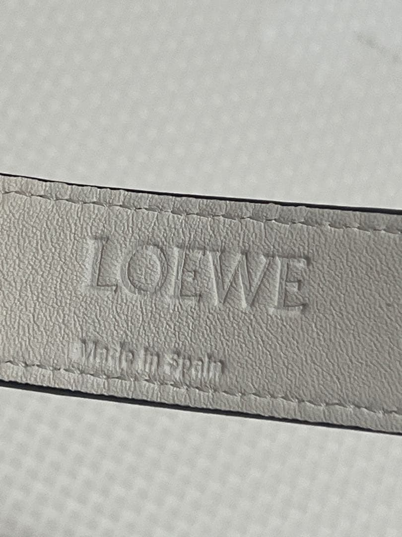 ロエベ　LOEWE かごバッグ　未使用に近い