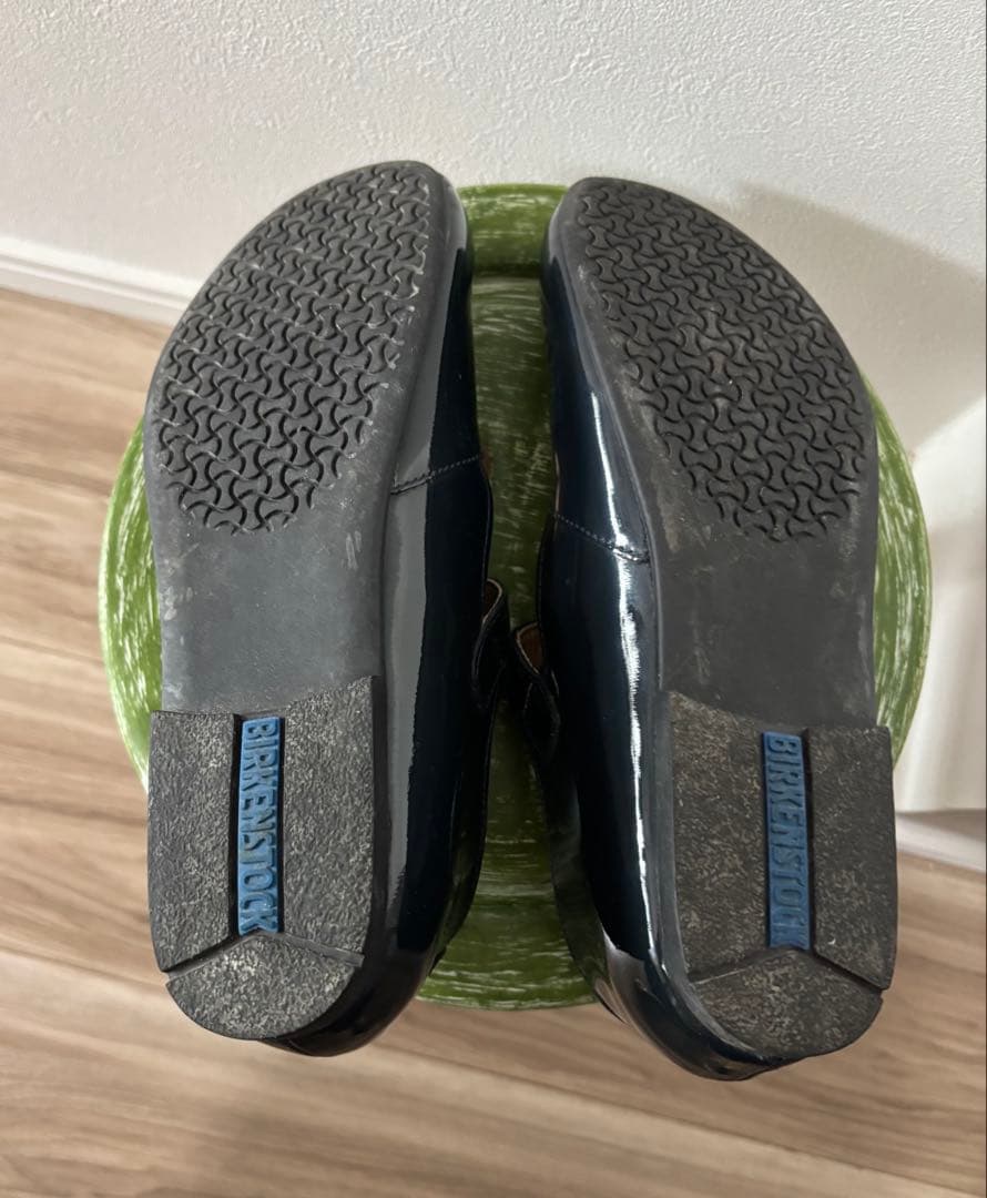 お値下げ【ビルケンシュトック 38】エナメルストラップシューズ　ネイビー