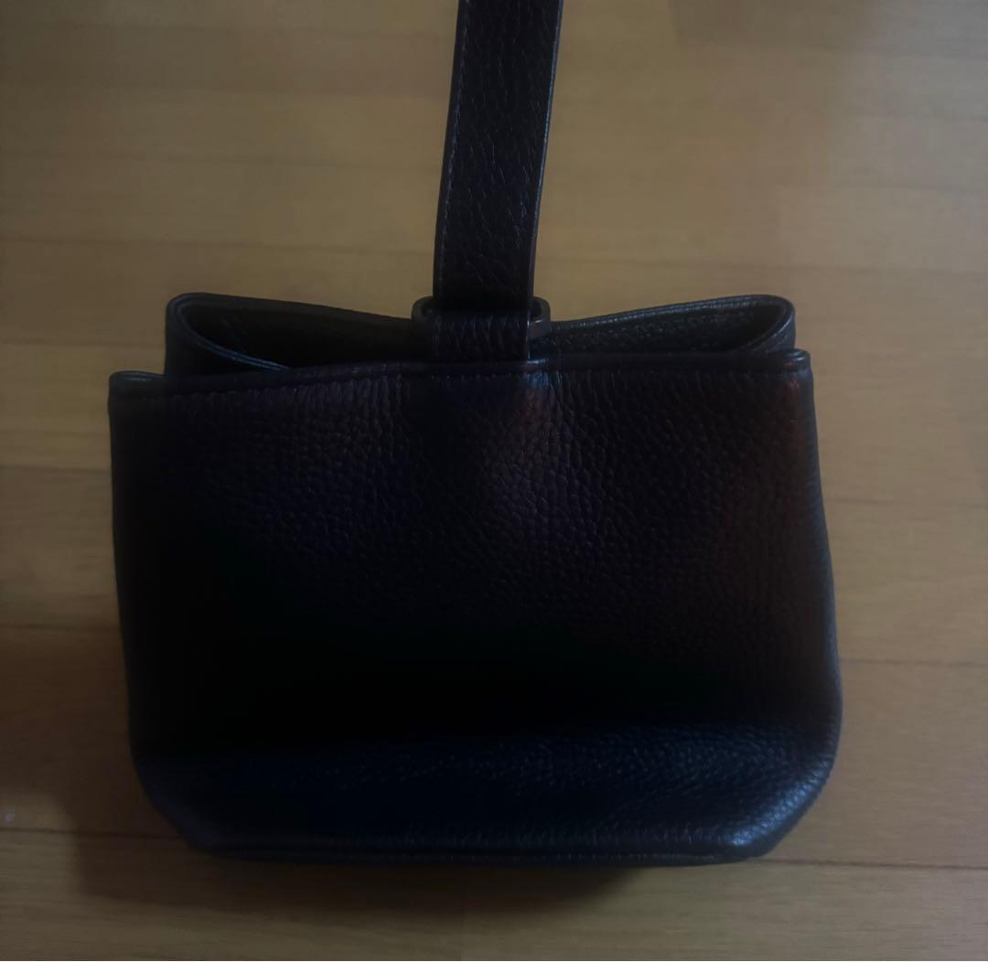 Hush Tug/ハッシュタグ【 巾着 レザーバッグ】ブラック　※未使用
