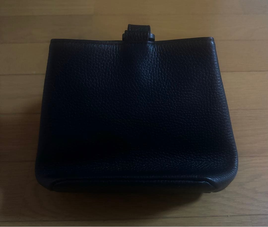 Hush Tug/ハッシュタグ【 巾着 レザーバッグ】ブラック　※未使用