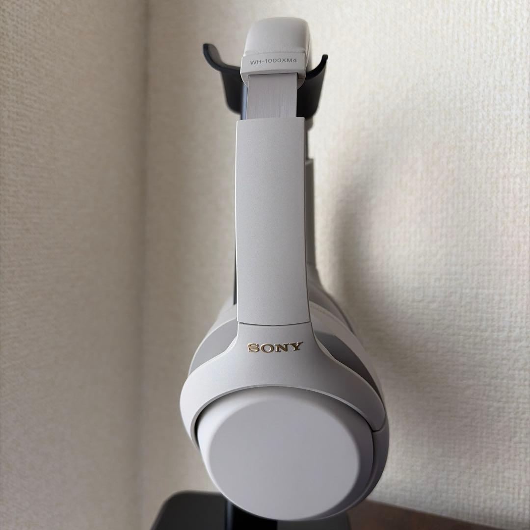 「美品」SONY WH-1000XM4 ワイヤレスヘッドホン シルバー