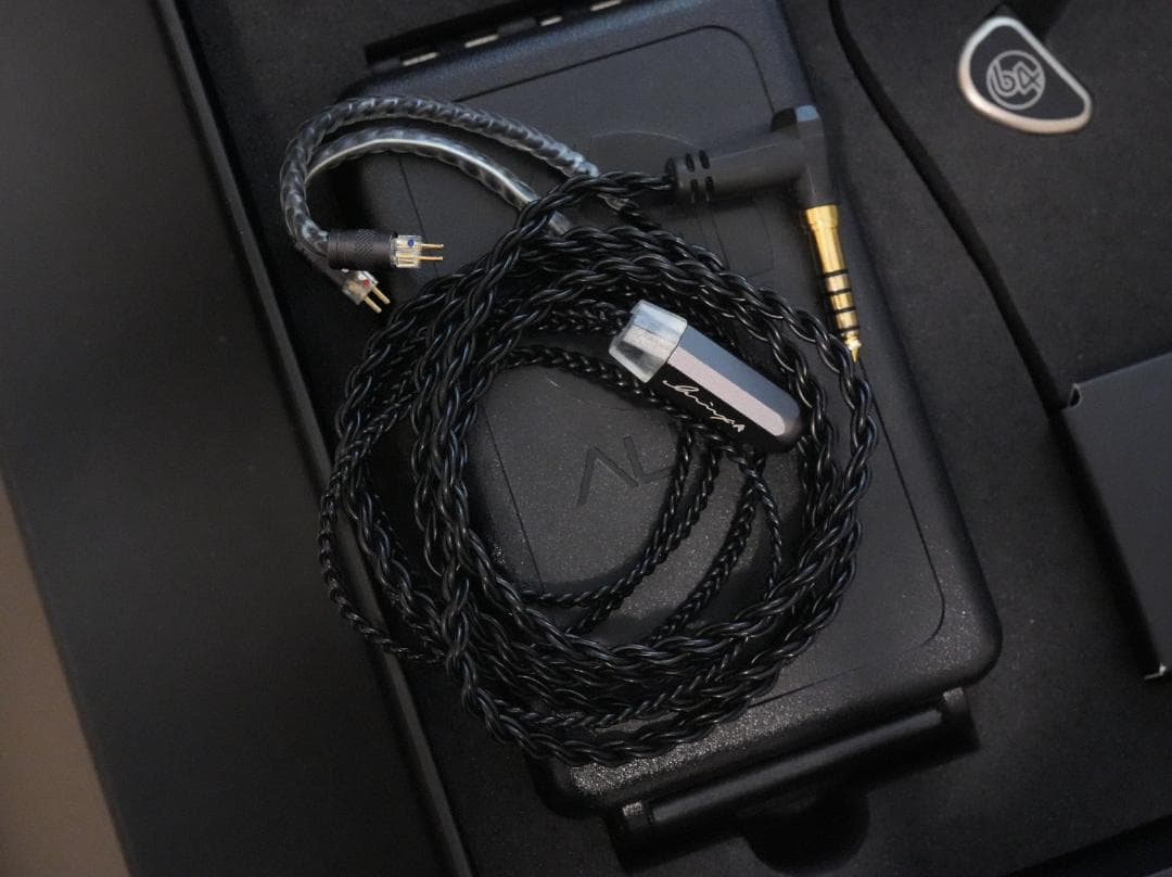 64 AUDIO tia Trio 美品