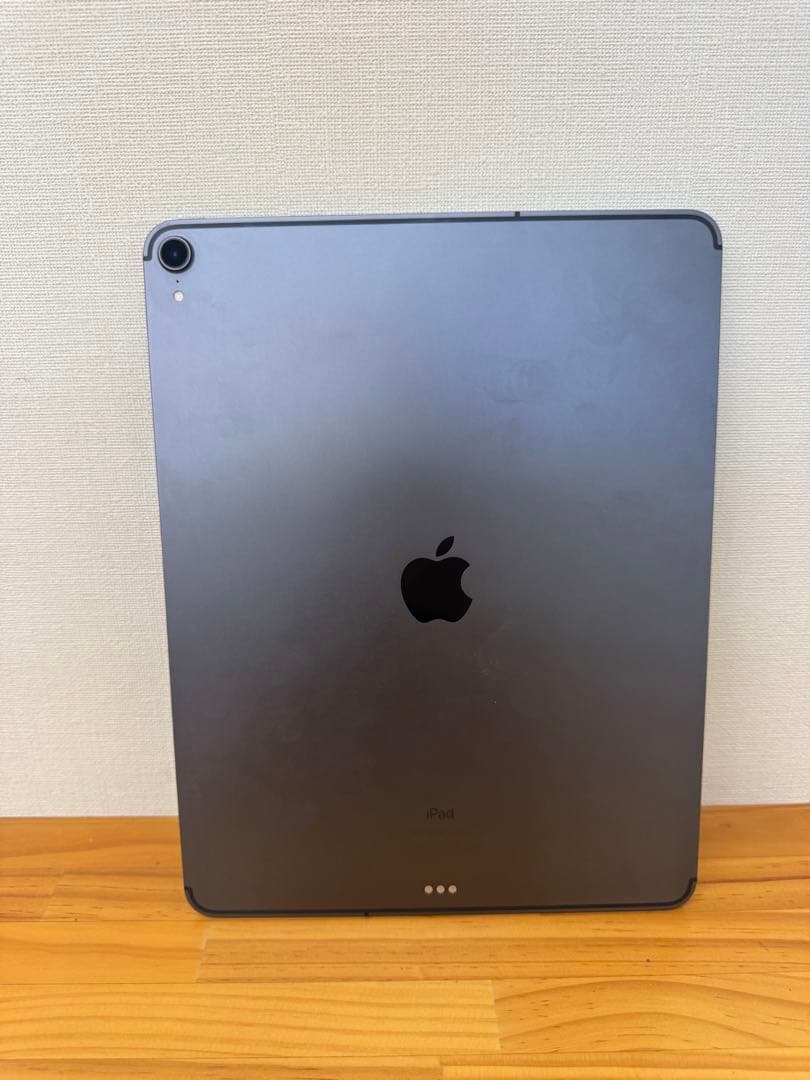 【良品】iPad Pro 12.9インチ　256GB SIMフリー第3世代