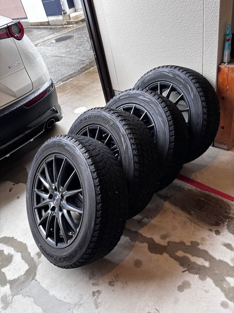 スタッドレスタイヤ　4本セット