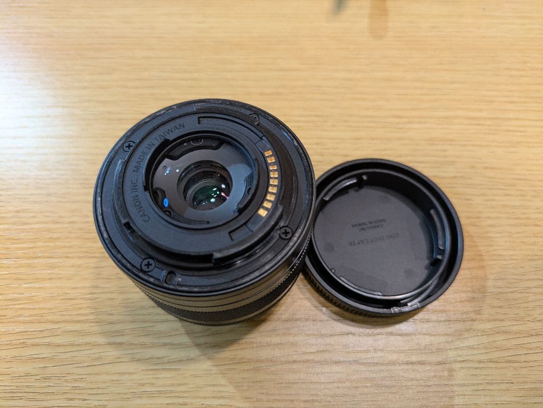 Canon EOS Kiss M 標準ズームレンズ