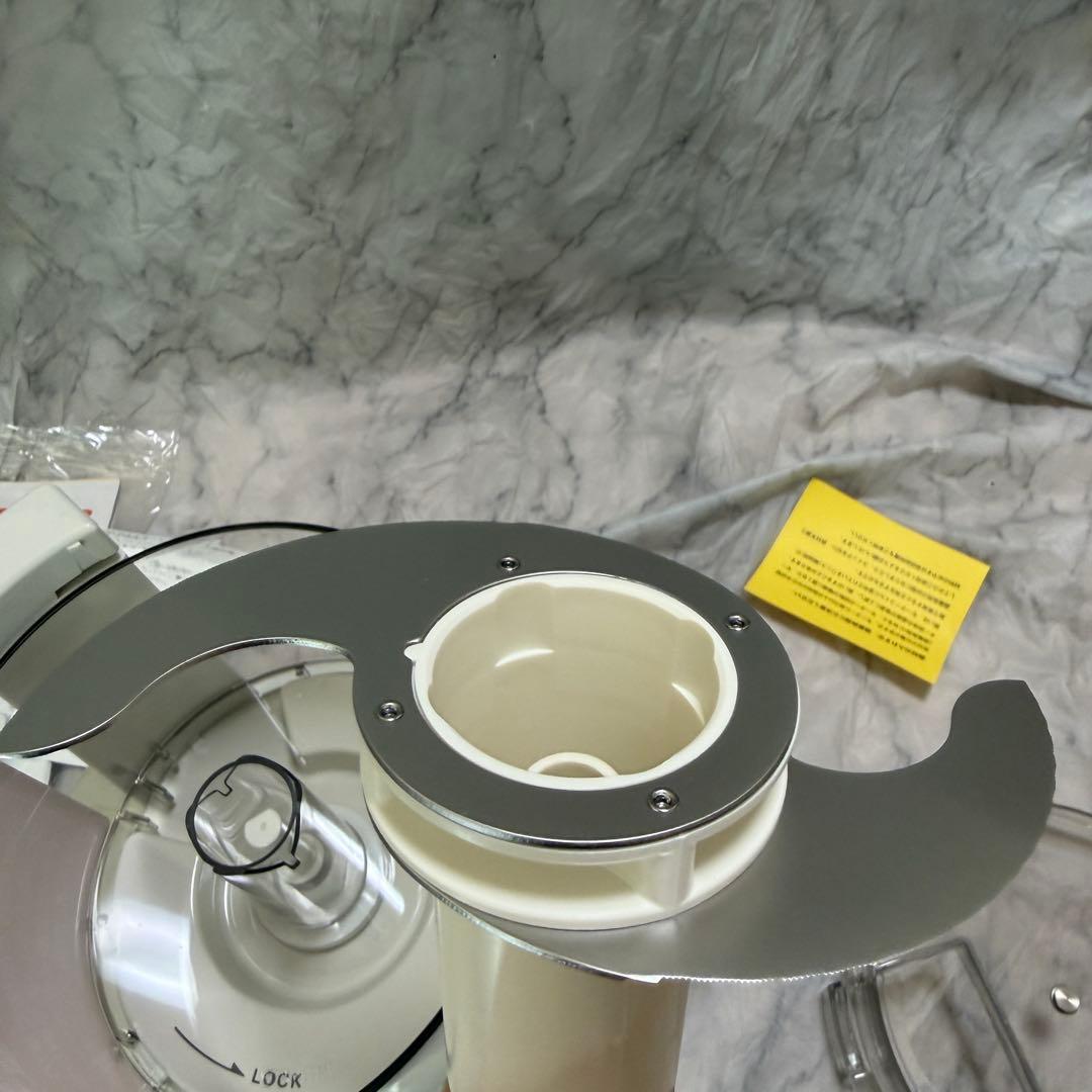 未使用 Amway フードプロセッサー 各種アタッチメント付きE3288-J