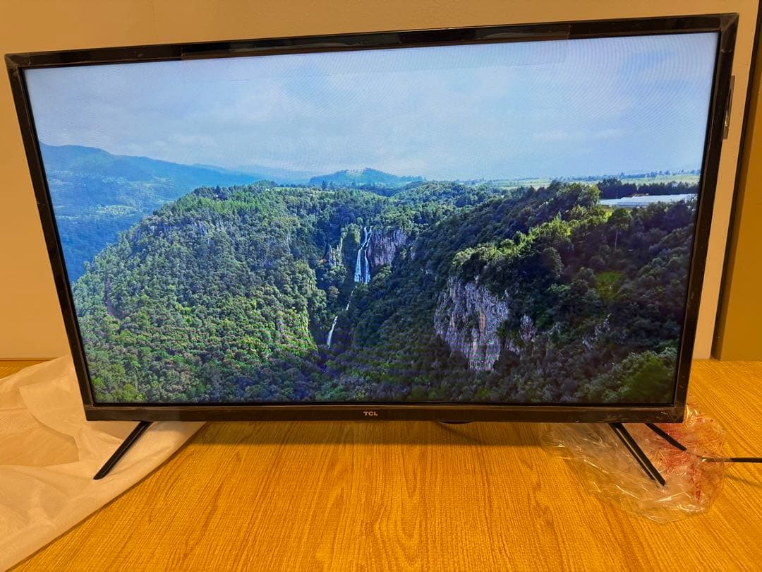 TCL 32S516E 32型2023年製⭕️ 地上 、BS/CS、スマートテレビ