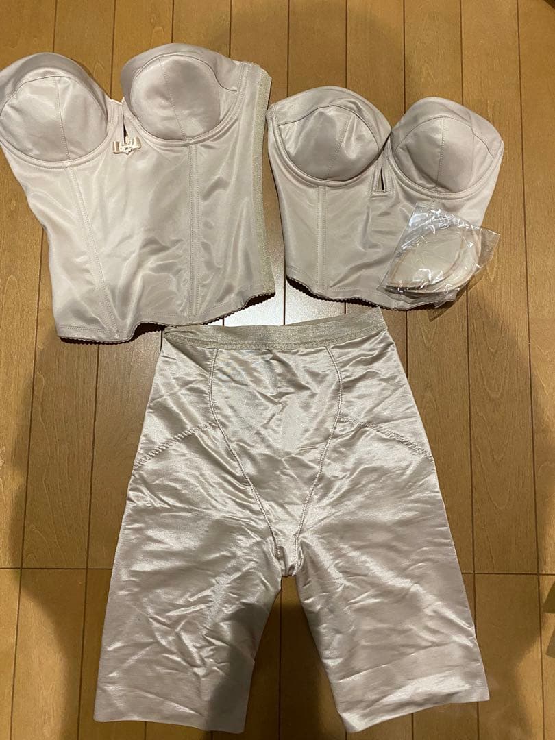 ブライダルインナー コルセットセット ベージュ