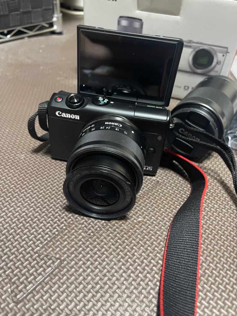 Canon M100 キヤノンM100