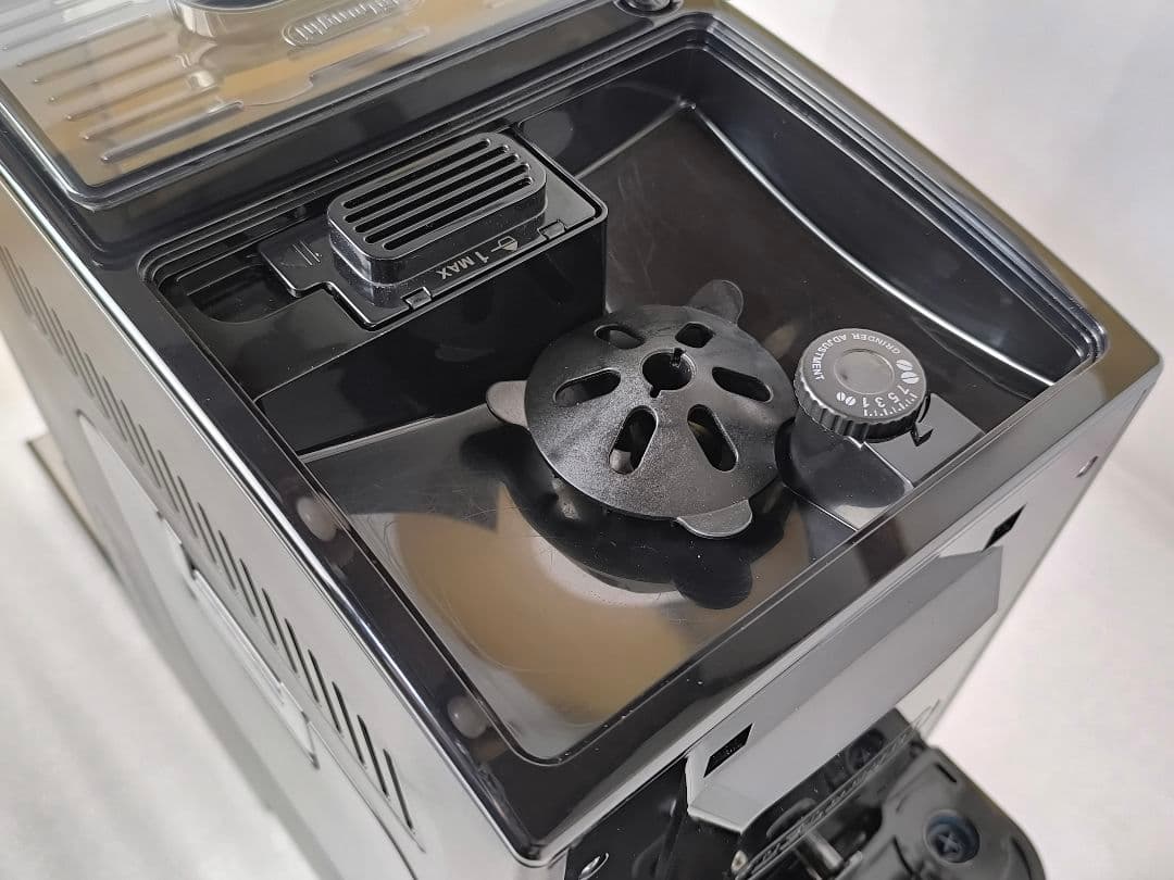 デロンギ　オーテンティカ　コンパクト 全自動コーヒーマシン ETAM29510B