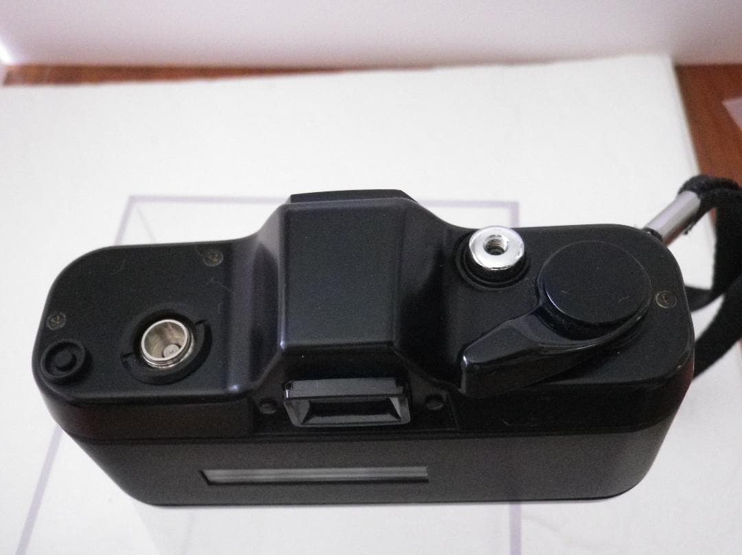 完動品 PENTAX-110 ＋110専用のズームレンズF2.8 20~40 ㎜