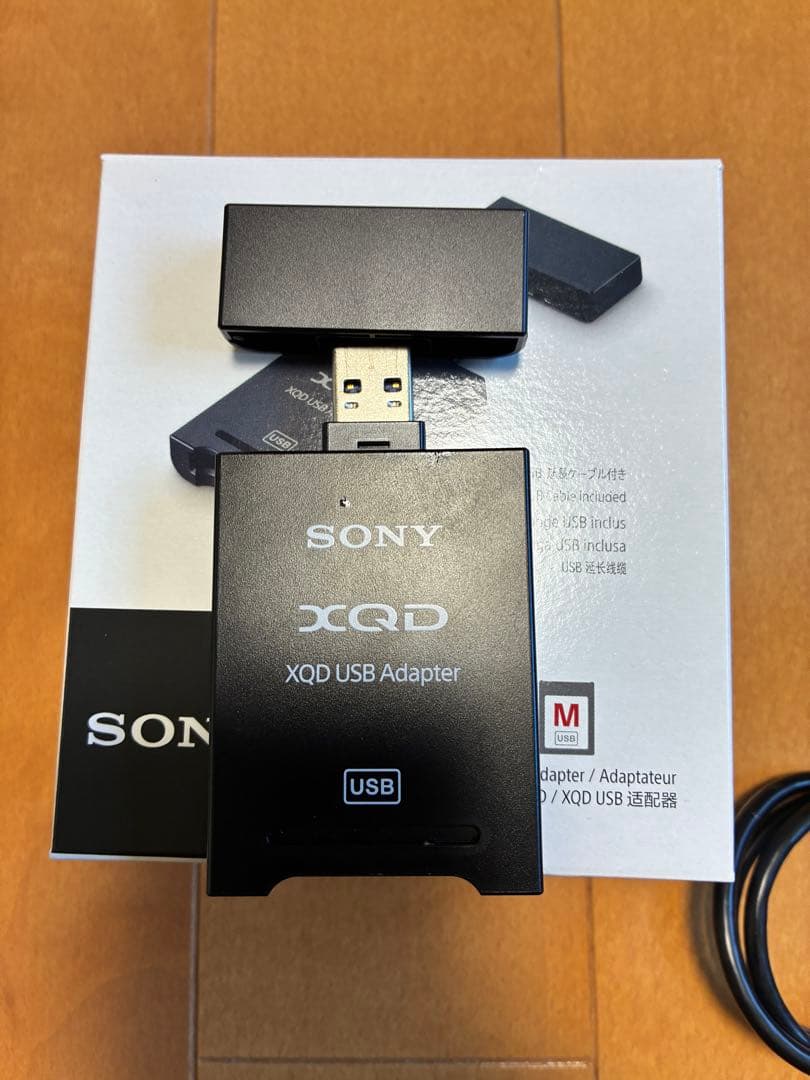 SONY XQD USBアダプターとLexar レキサー　128GB XQD