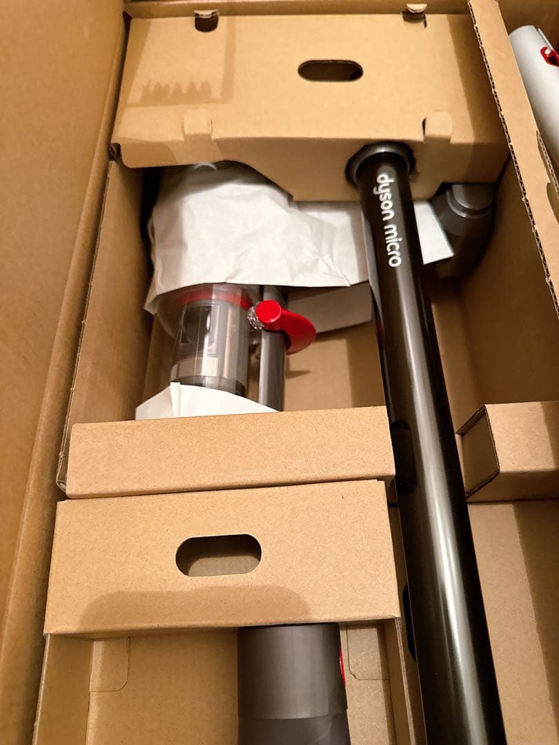 【美品】Dyson Micro Plus コードレスクリーナー SV33 FF