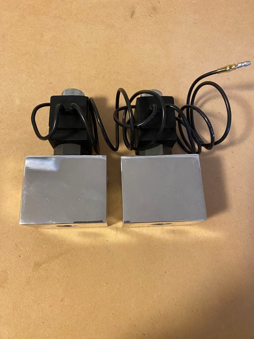 ☆ハイドロ イタリアンダンプ ポリッシュ2個セット ローライダー スクエア☆