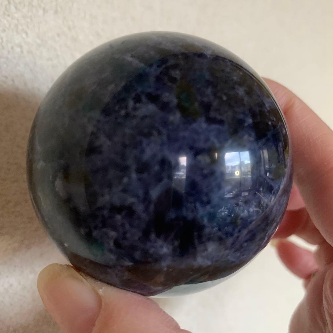 アイオライトスフィア約60mm 高品質　グリーンカイヤナイト・リモナイト共生