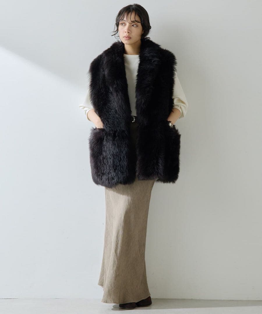 ウィムガゼット　Vガゼットプルオーバー　36 新品未使用タグ付き オフホワイト