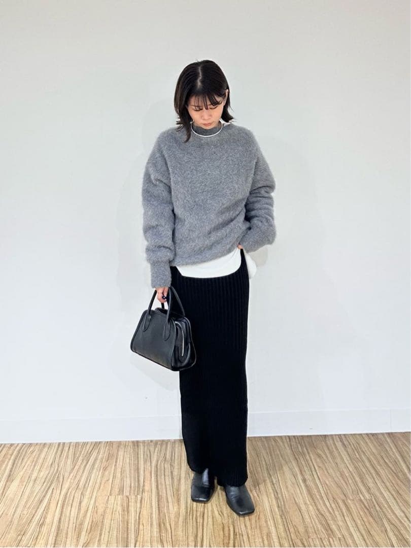 ウィムガゼット　Vガゼットプルオーバー　36 新品未使用タグ付き オフホワイト