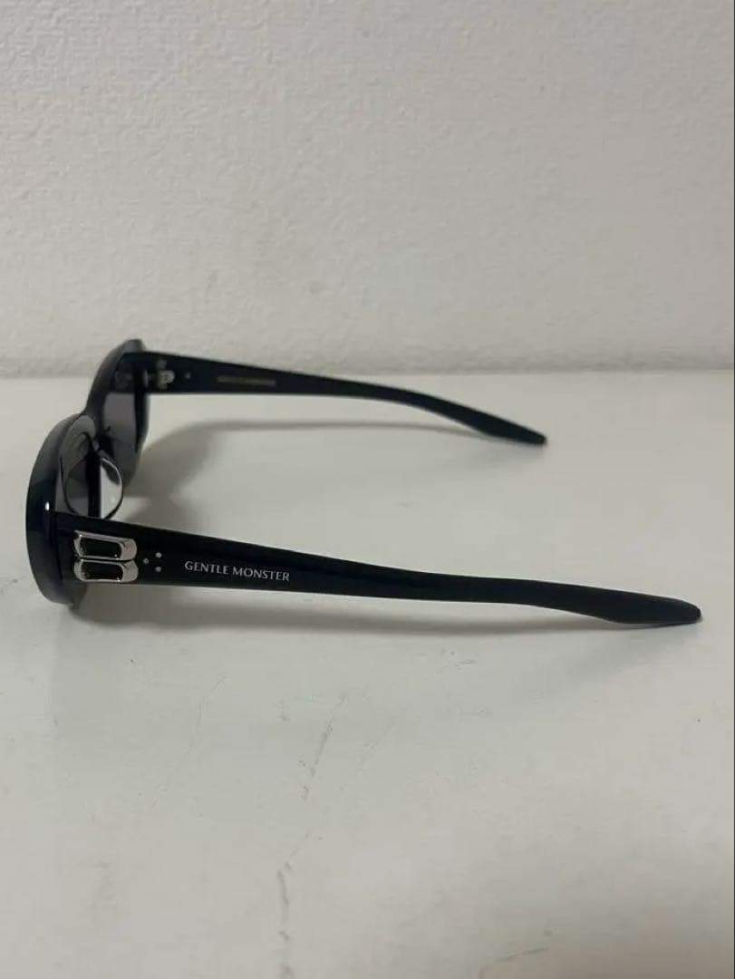 美品 GENTLE MONSTER サングラス COCOA ブラック×シルバー
