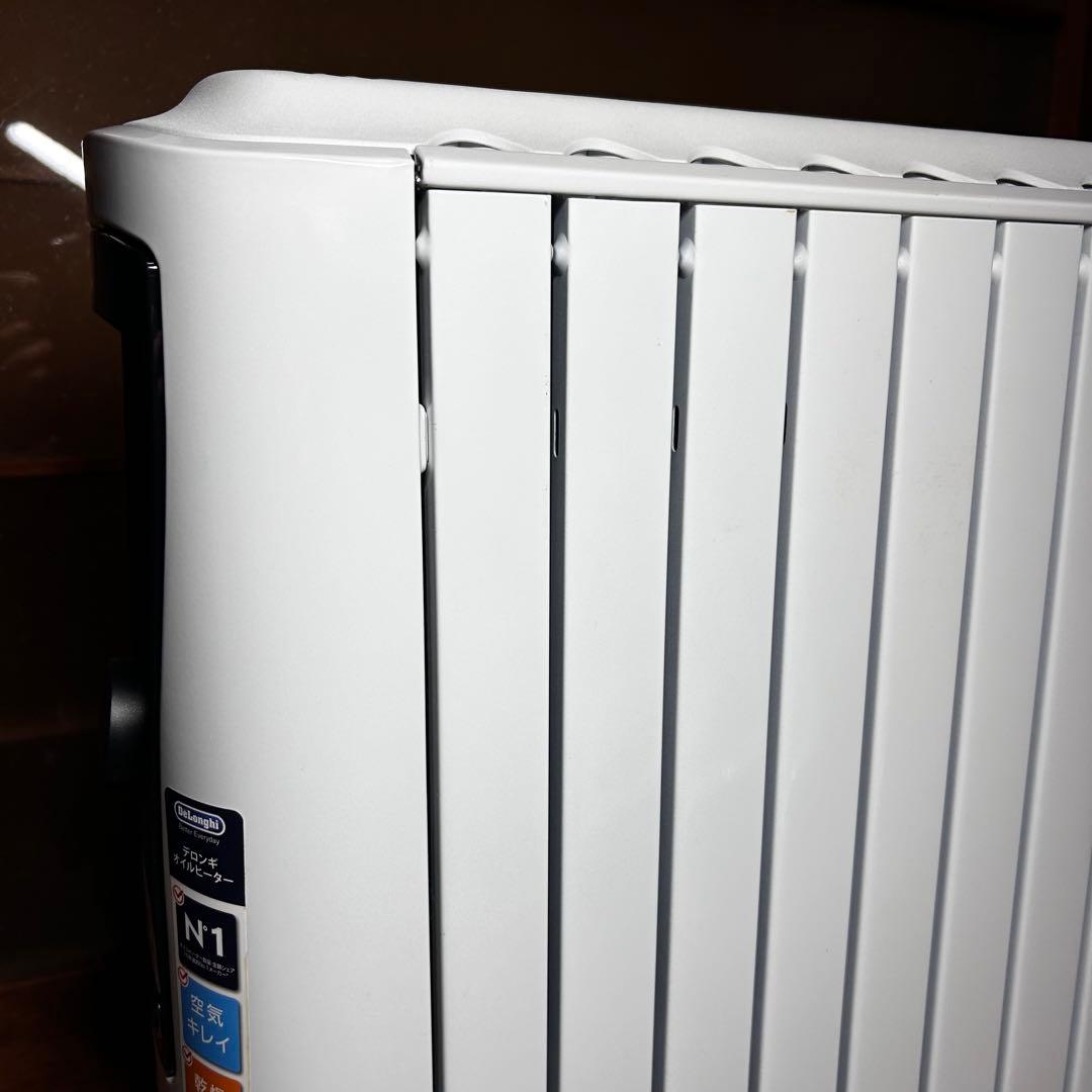 【美品】デロンギ ユニカルド オイルヒーター RHJ65L0915 ゼロ風暖房