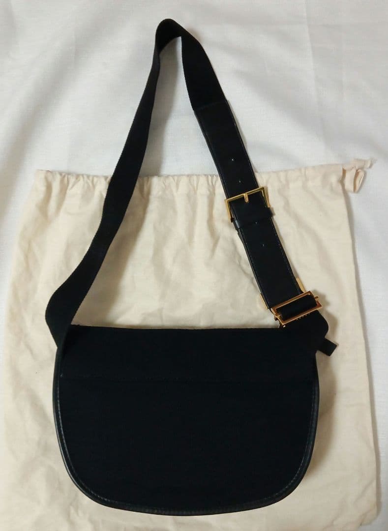 MARNI ボディバッグ