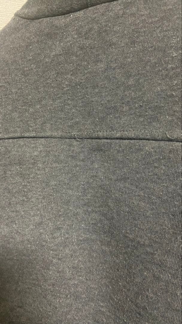 ストーンアイランド グレー ジップアップブルゾン　ロゴパッチ