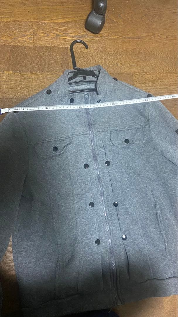 ストーンアイランド グレー ジップアップブルゾン　ロゴパッチ