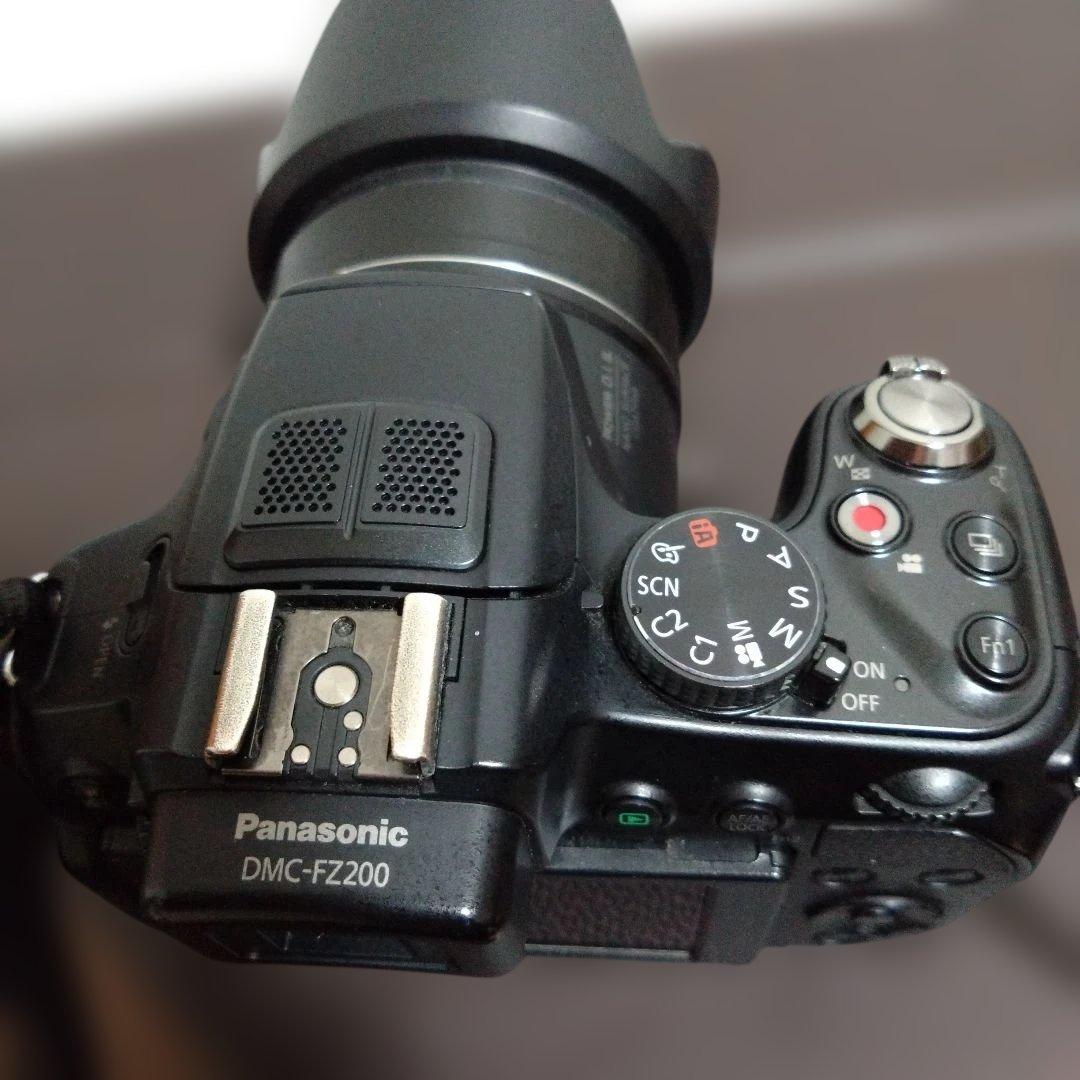 Panasonic DMC-FZ200 コンパクトデジタルカメラ