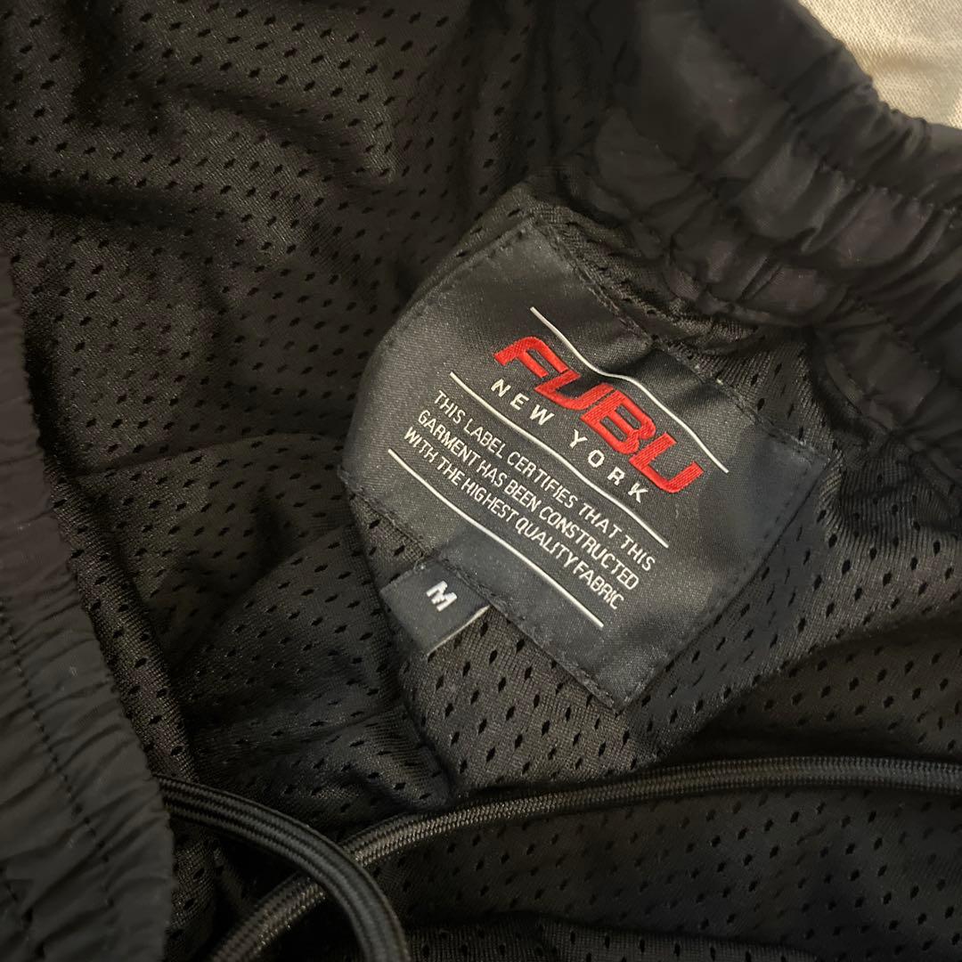 FUBU 黒赤セットアップのセット。サイズ注意！長袖 ブラック/レッド