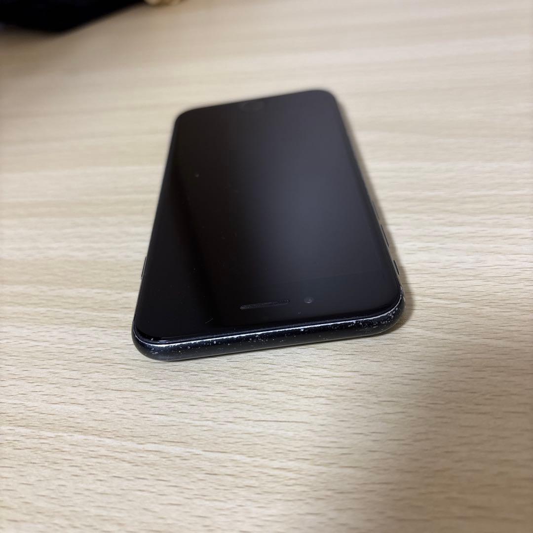 iPhone SE2 第二世代64g simロック解除済 ジャンク 側面打痕多数