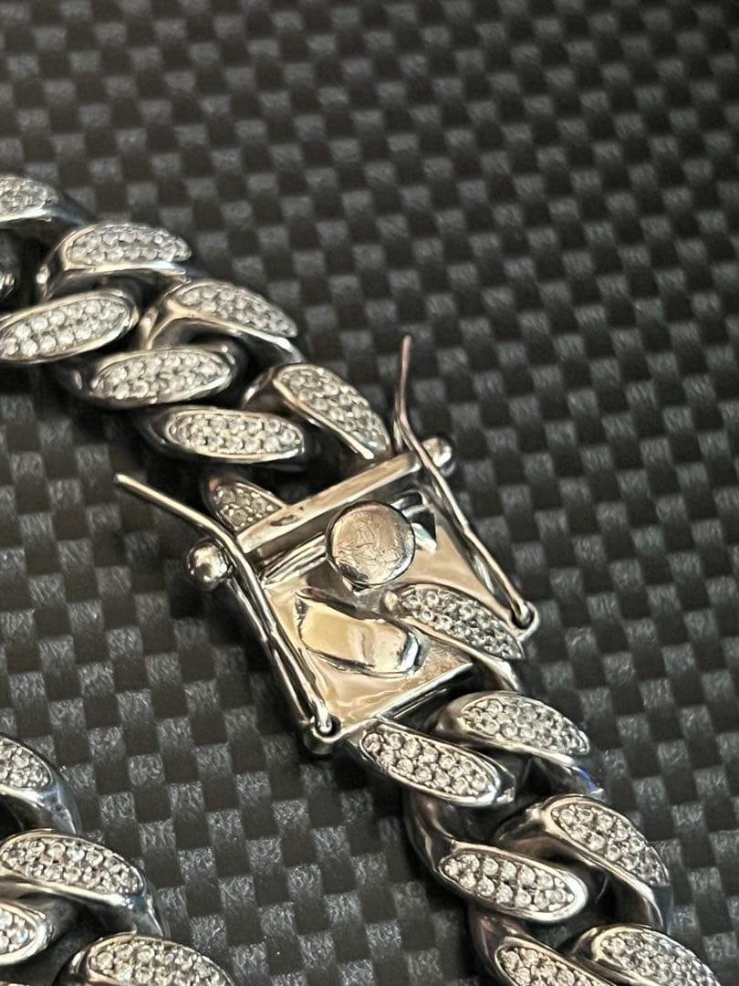 アヴァランチ　ジュエリー