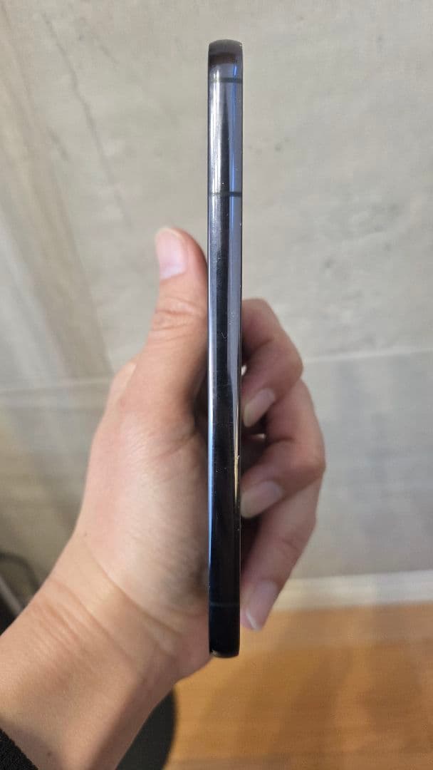 Samsung Galaxy S22 UQ mobileブラック SIMフリー