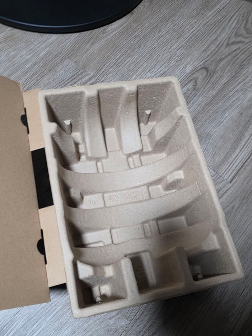 【美品】Harman Kardon AURA STUDIO 4