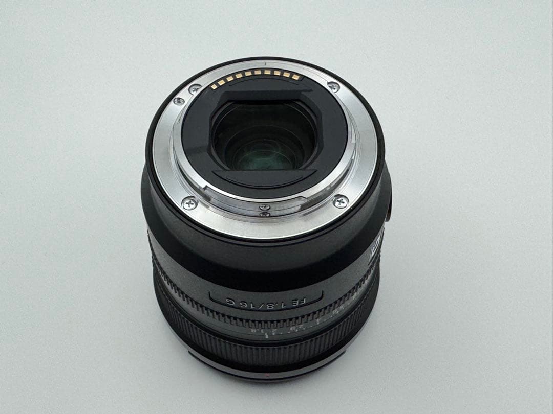 SONY FE 16mm F1.8 G SEL16F18G 超広角 単焦点