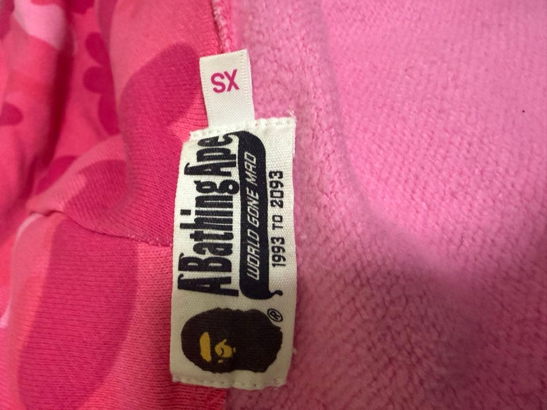 A Bathing Ape ピンク迷彩パーカー XSサイズ