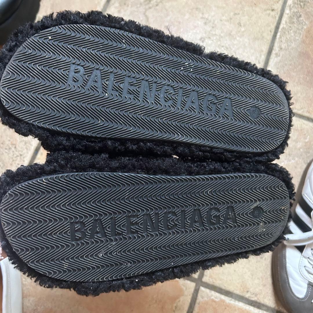 【Balenciaga 】 FURRY SLIDE サンダル　38サイズ