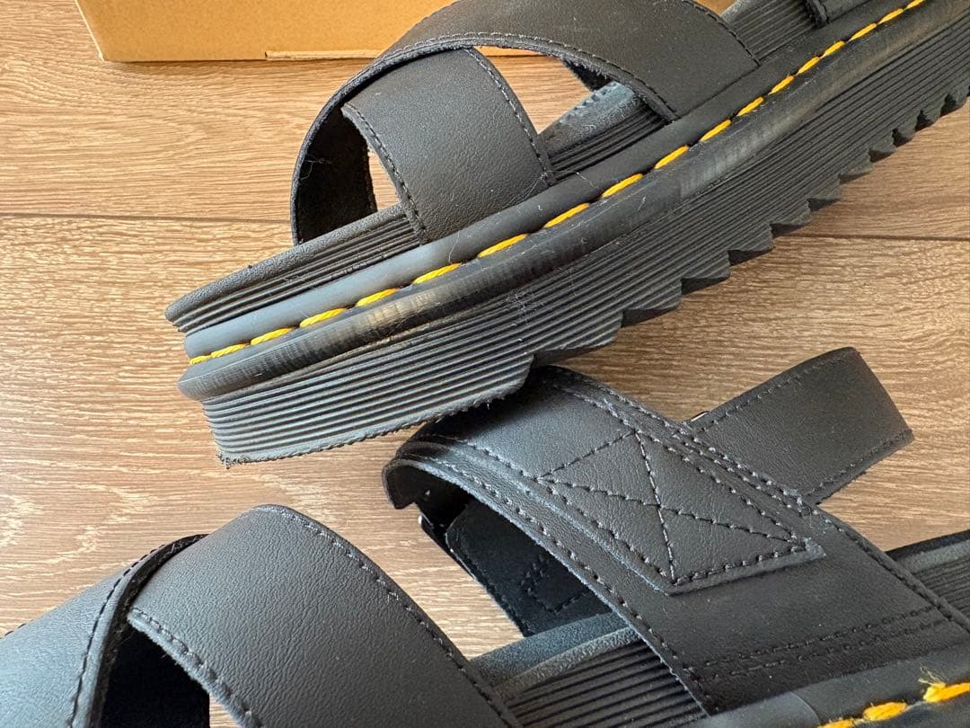 Dr. Martens Air wairサンダル25〜25.5