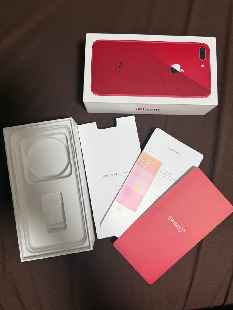 iPhone 8 plus SIMフリー(レッド)256GB 本体