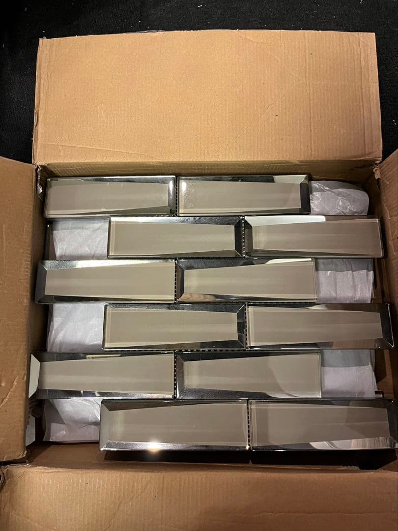 【まとめ売り】スレンダーミラー　9シート　LIXIL　タイル　デザインタイル