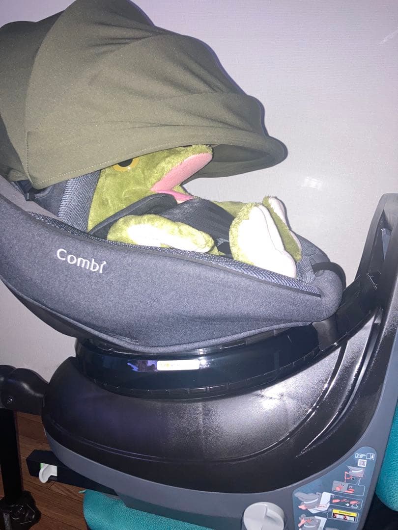 コンビ⭐️クルムーヴアドバンスISOFIXJP590チャイルドシートクリーニング済