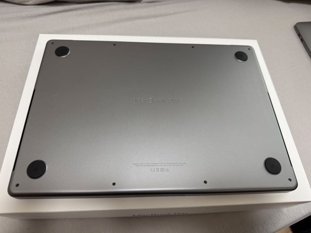 MacBook Pro M1 Max 14インチ 64GB 1TB JPN 美品