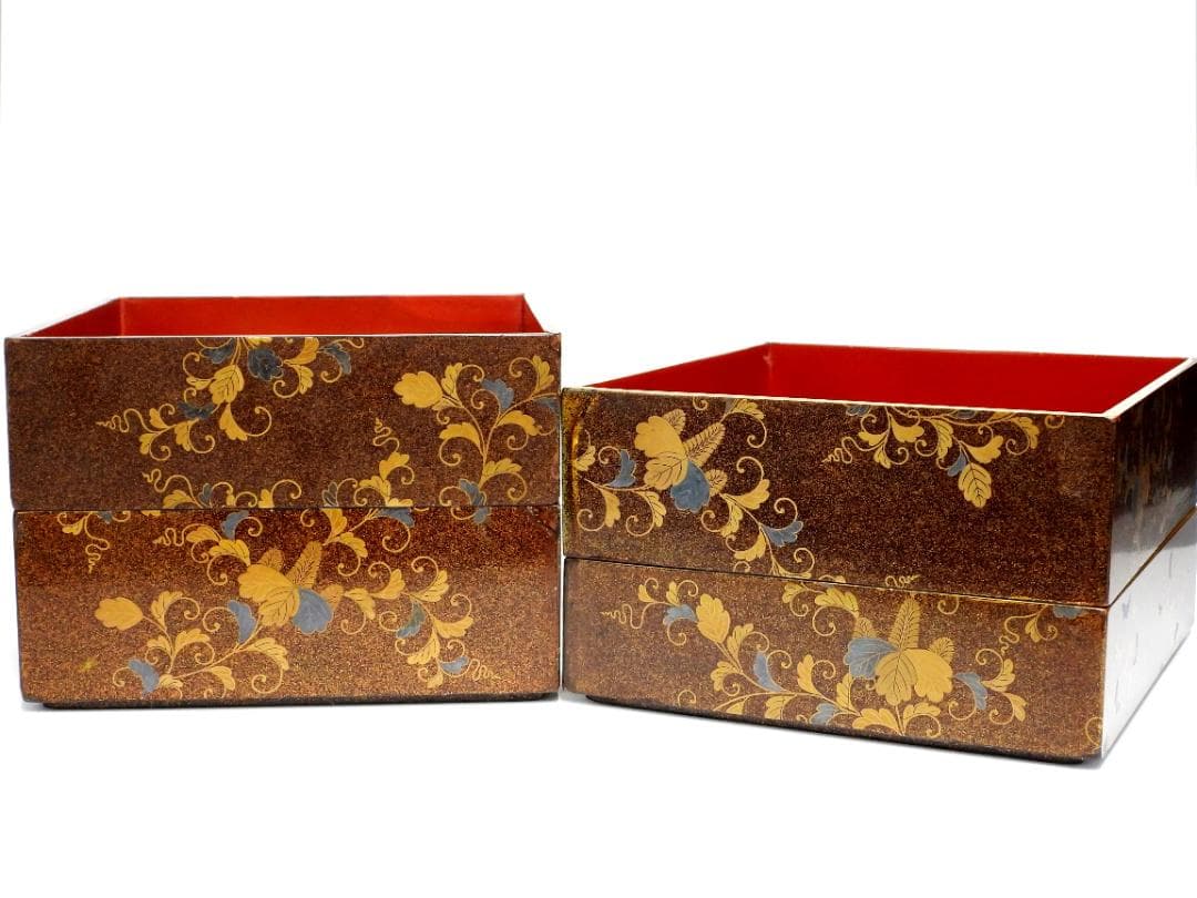 輪島塗　金蒔絵 　漆器 四段重箱