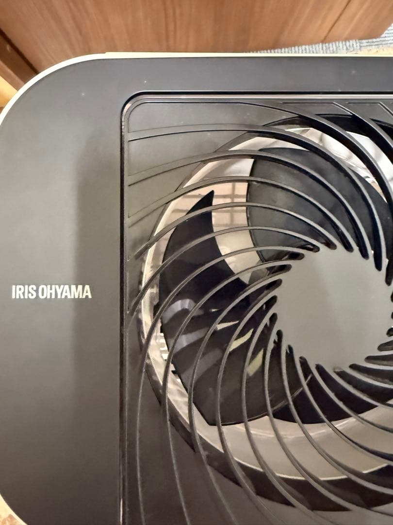 ★人気定番モデル★アイリスオーヤマ 衣類乾燥除湿機 IJD-150
