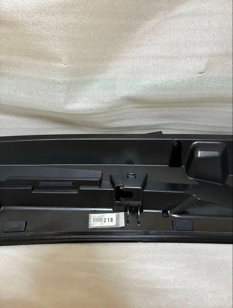 トヨタ VOXY ノア 90 純正 リア ルーフスポイラー 218