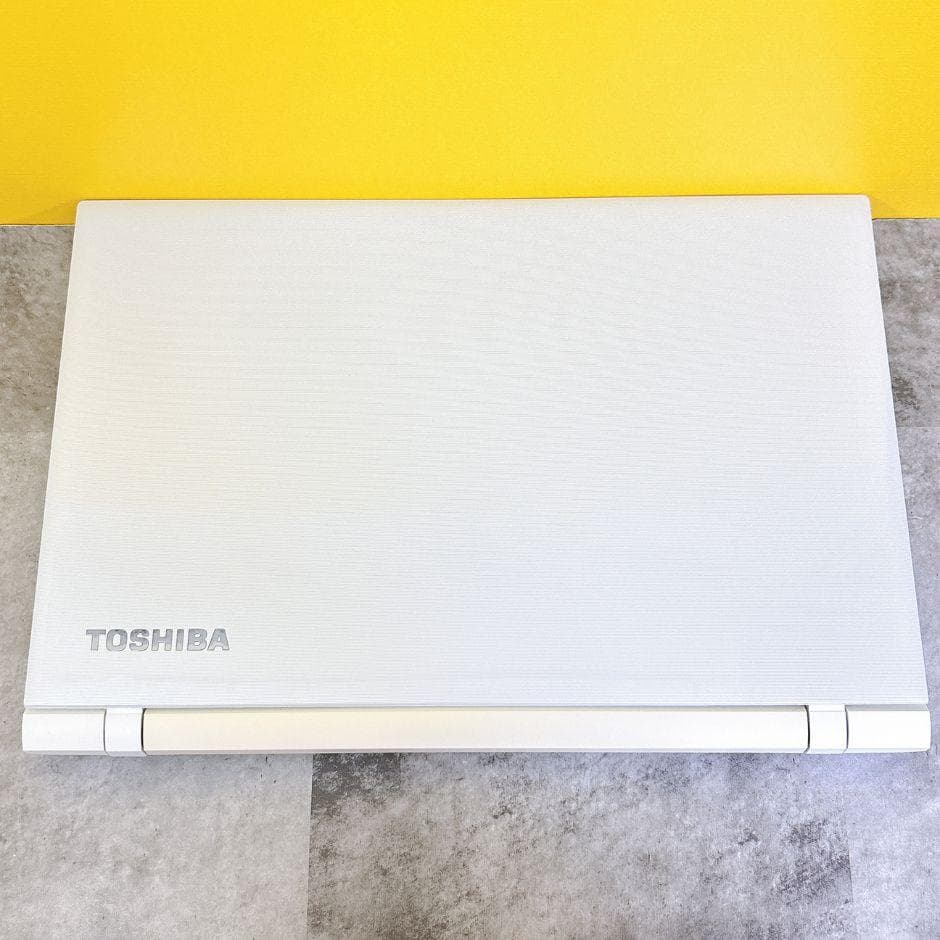 ｉ5✨新品SSDで快適✨Win11 ブルーレイ フルHD カメラ付き 薄型 白