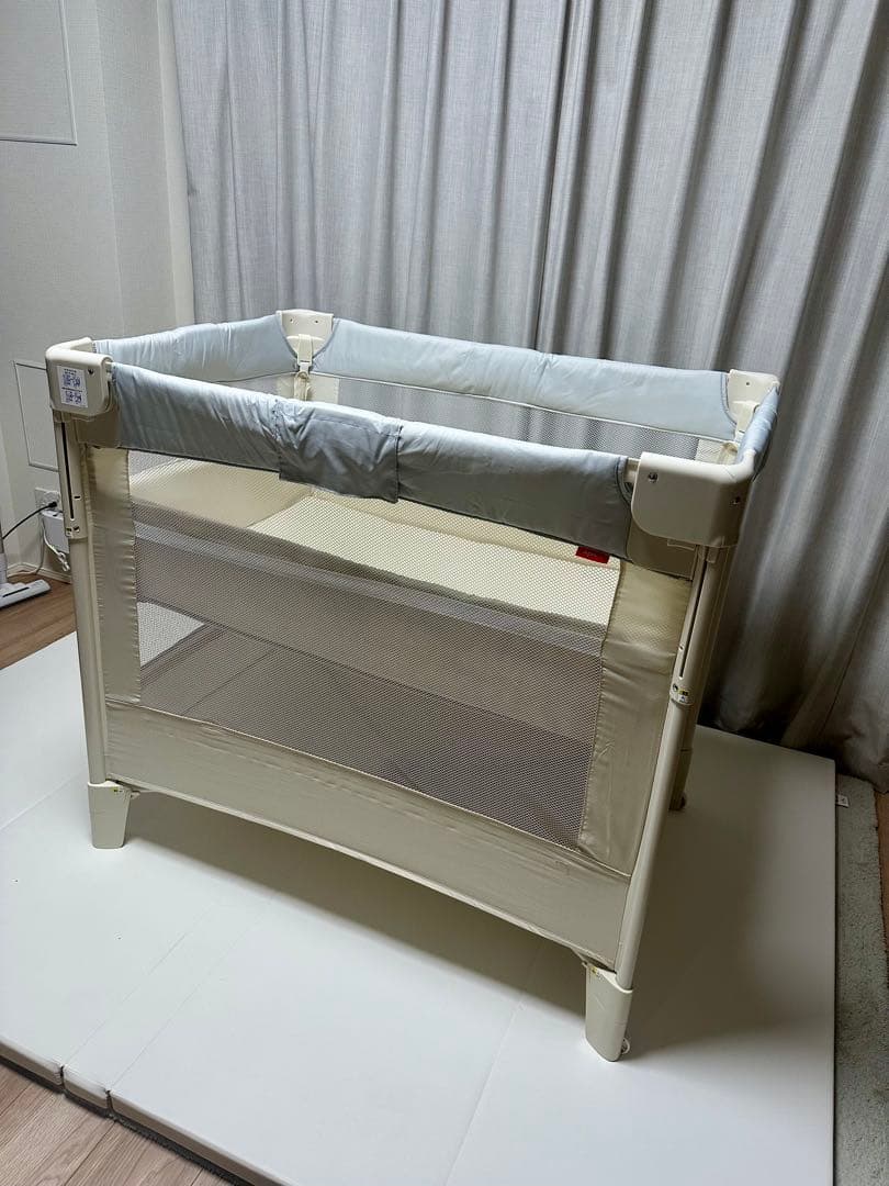 美品 Aprica ココネルエアーAB ホワイトグレー