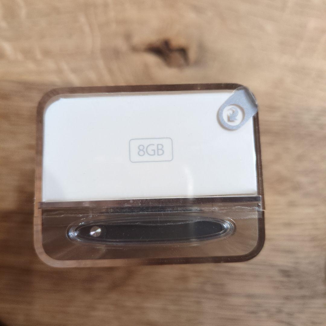 【新品未開封！】iPod nano 第四世代 ブラック ８ギガ