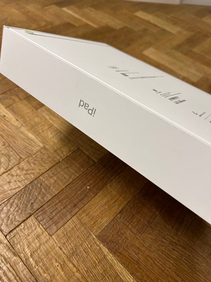 新品未開封　iPad A16 wi-fi 128GB シルバー　11インチ