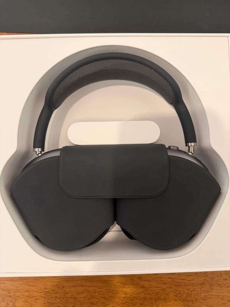 AirPods Max ケース付き「ほぼ未使用」