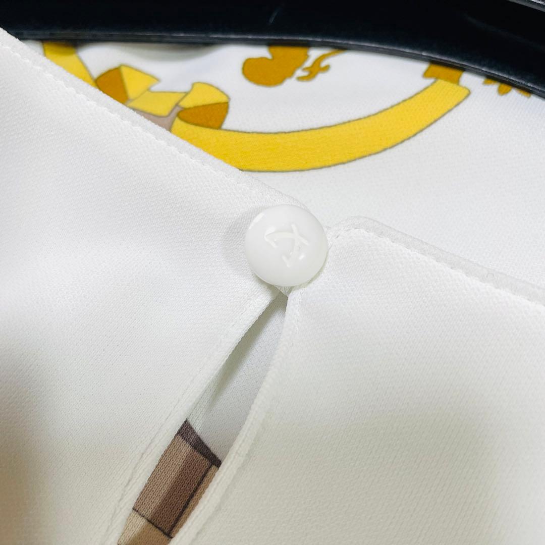 希少42サイズ✨レアデザイン✨レオナール　チュニック　花柄　汽車　L〜XL 白